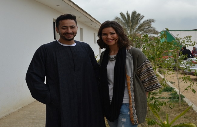 حمادة هلال ويسرا اللوزي في شنطة حمزة