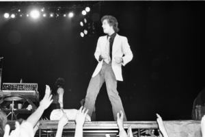 وثائقي بيلي جويل يفتتح مهرجان تريبيكا السينمائي 1 بيلي جويل