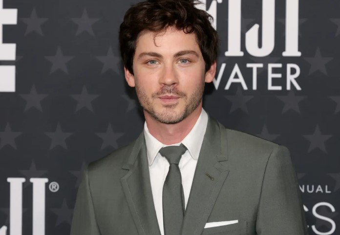 لوجان ليرمان ينضم لمسلسل Only Murders الموسم الخامس