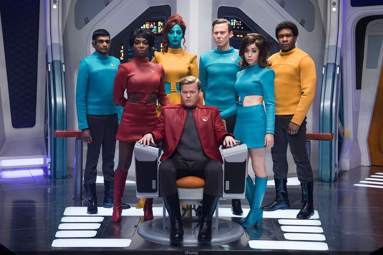 مسلسلBlack Mirror يعود بموسم سابع… 6 حكايات جديدة في مرآة المستقبل
