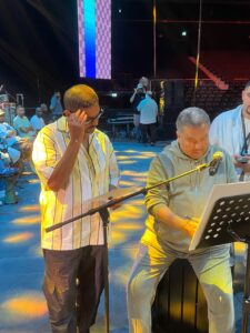 محمد عبده يشيد بهاني فرحات قبل حفل دبي: "المايسترو المثقف 1 محمد عبده وهاني فرحات