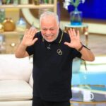 اشرف زكي يطمئن الجمهور علي محمد صبحي: يغادر المستشفي حالياً متوجهاً الي منزله أشرف زكي