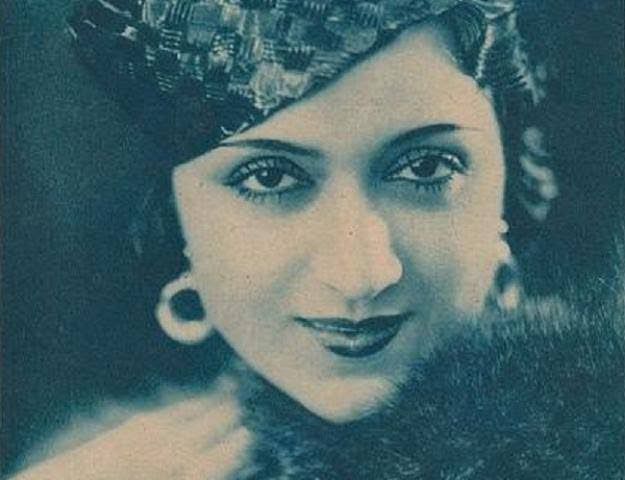 الفنانة بهيجة حافظ