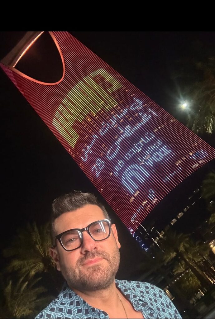 النجم عمرو يوسف