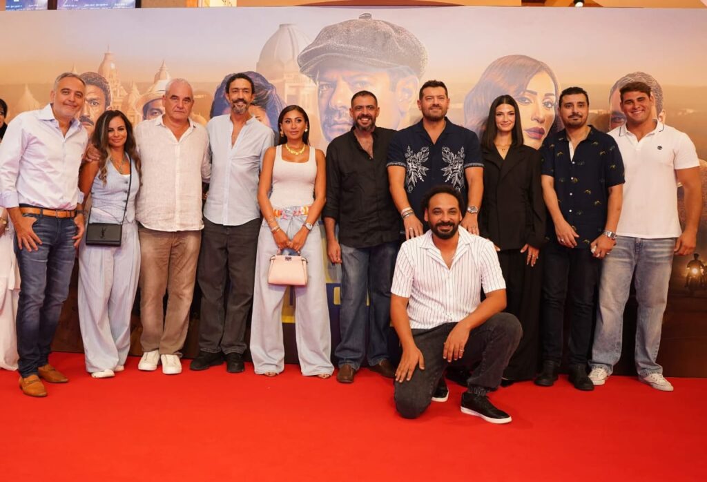 فريق عمل فيلم درويش