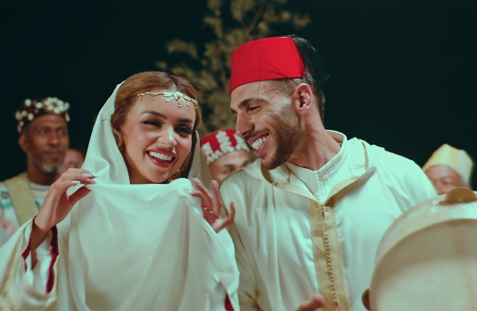 المطرب الشاب عطار