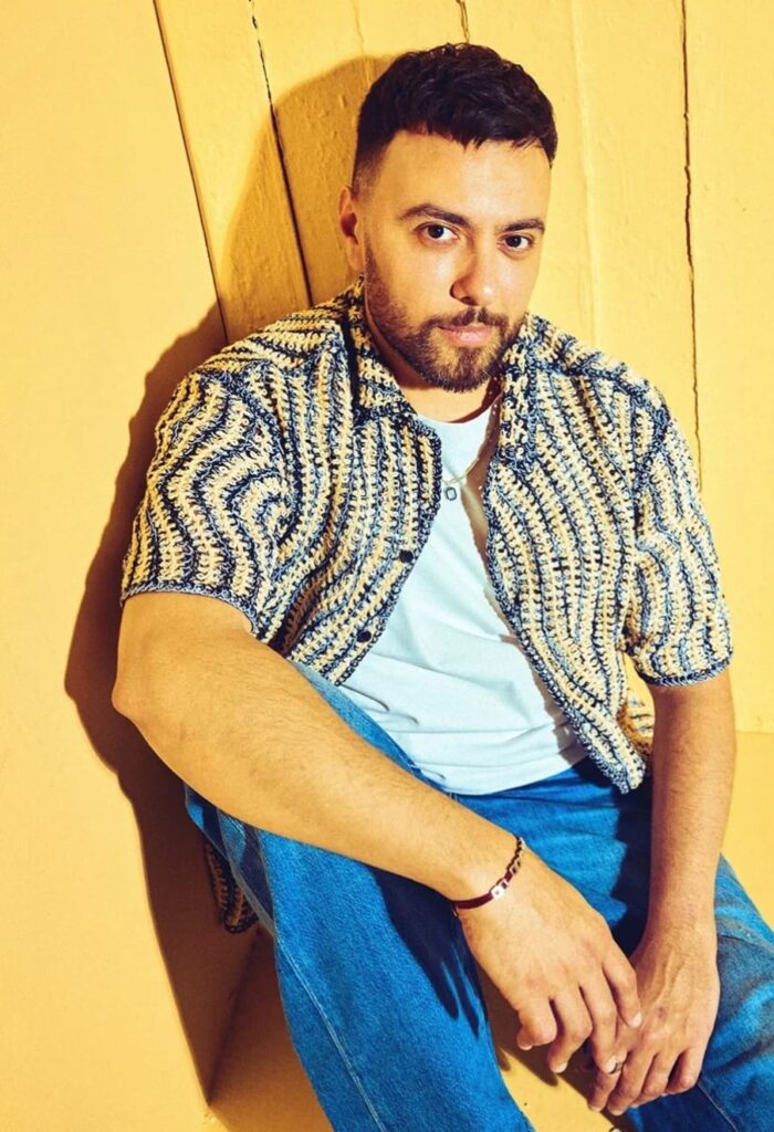 مدين يحتفل بنجاح ألحانه مع نجوم العرب ويقدّم حفله الأول بتقنية الذكاء الاصطناعي 1 مدين