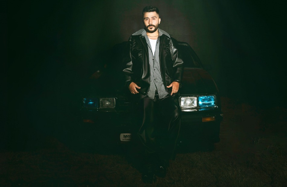 المطرب أحمد كمال