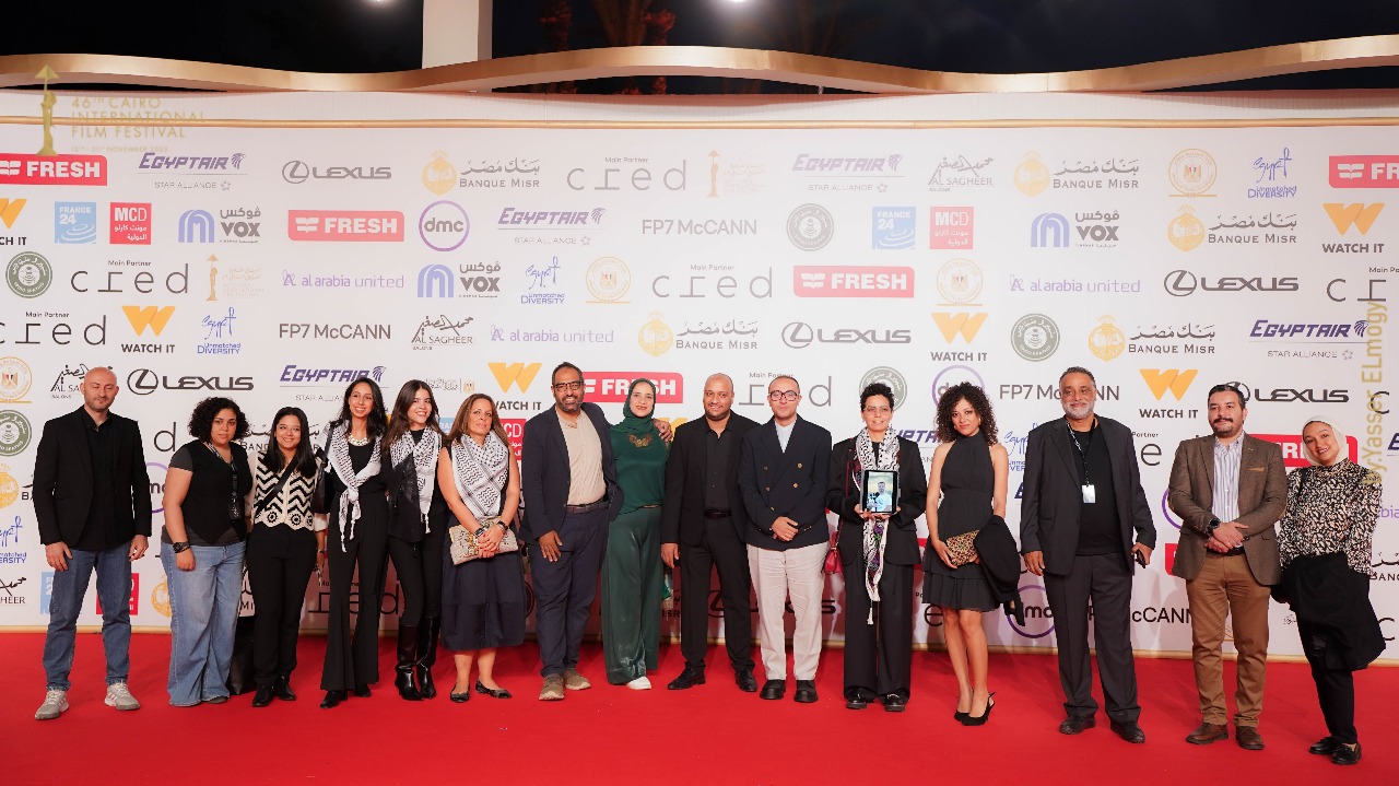 فريق عمل فيلم ضايل عنا عرض الفلسطيني