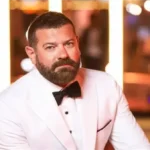 اعتذار عمرو يوسف عن تصريحه بخصوص الجرآة في المؤتمر الصحفي لفيلمه السلم والثعبان2 عمرو يوسف