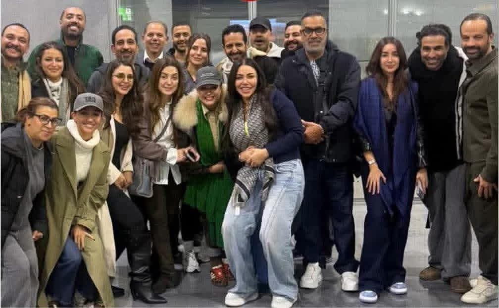 أحمد فهمي وهنا الزاهد في صورة أثارت الجدل