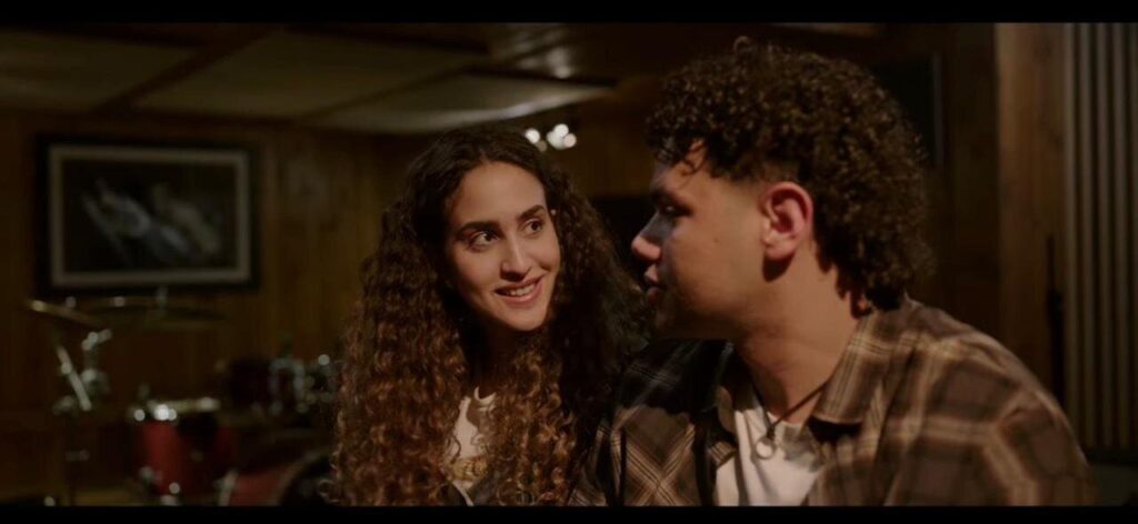 دنيا وائل في ميد تيرم