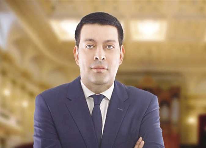 مؤلف “السرايا الصفرا” يكشف حقيقة غناء أمينة الفخراني للتتر  (خاص)