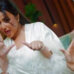 رحمة محسن تحتفل بقرب زفافها وسط صديقاتها في كليب مالوش تاني IMG WA