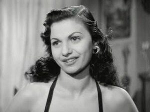 الراقصة كيتي 