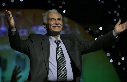 alfnan abd alrhmn abw zhrtt