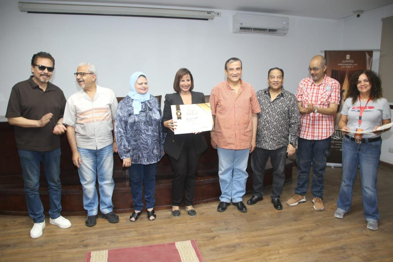 المهرجان القومي للمسرح يختتم ورشة نادر صلاح الدين.. جيل جديد