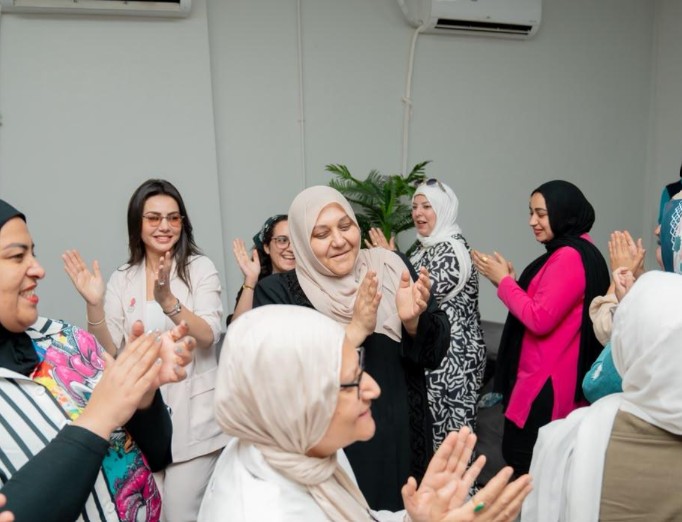 دينا فؤاد في زيارة ل مؤسسة لهية دينا فؤاد في زيارة ل مؤسسة لهية