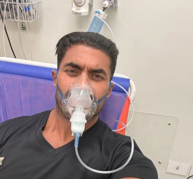 من داخل المستشفى.. خالد سليم يكشف مروره بوعكة صحية