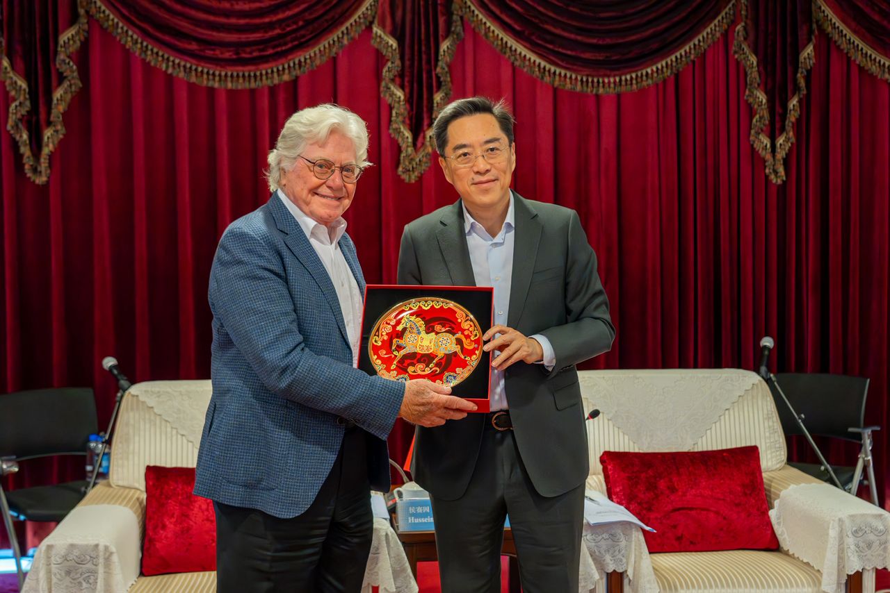 تعاون إعلامي بين مهرجان القاهرة السينمائي وكيانات صينية